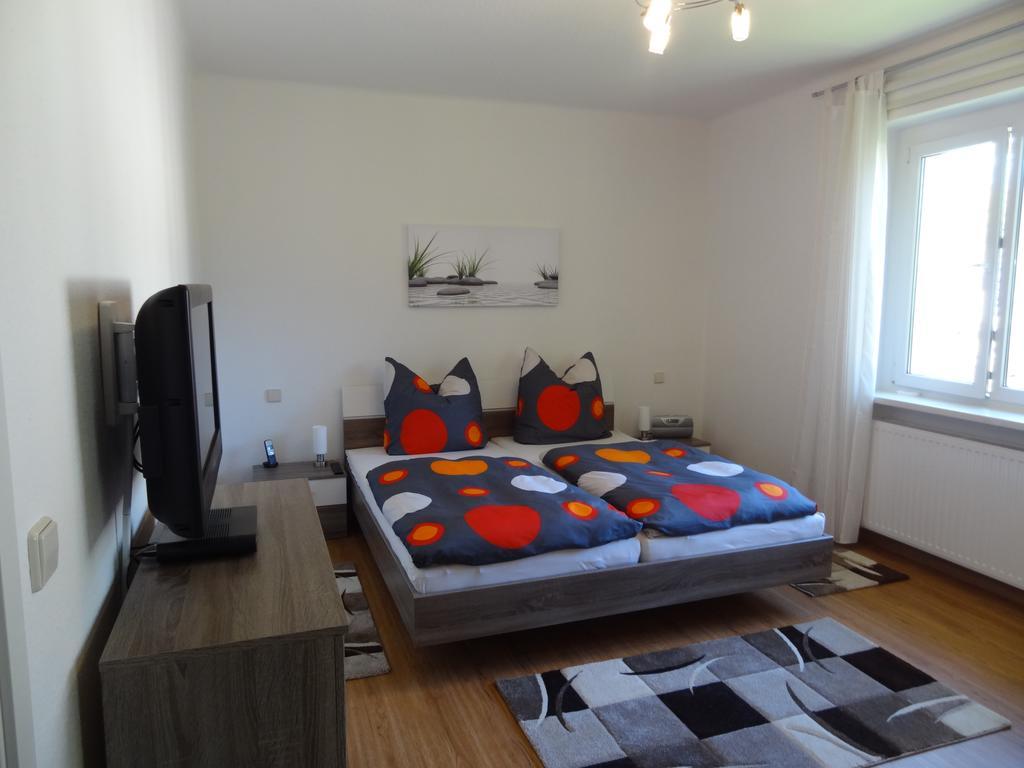 Ferienwohnung Ruth ドレスデン エクステリア 写真